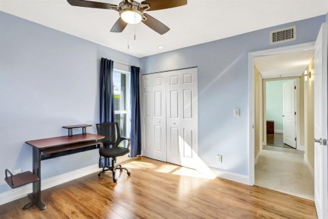 Casa en venta en Port St. Lucie, Florida, 3 dormitorios, 142.7 m2 № 2180434 - foto 26