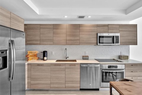 Condominio en alquiler en Miami, Florida, 1 dormitorio, 67.35 m2 № 1959020 - foto 14