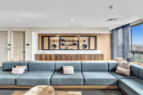 Condominio en alquiler en Miami, Florida, 1 dormitorio, 67.35 m2 № 1959020 - foto 29