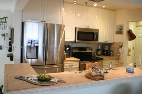 Купить кондоминиум в Ки-Ларго, Флорида 2 спальни, 119.1м2, № 2009614 - фото 19