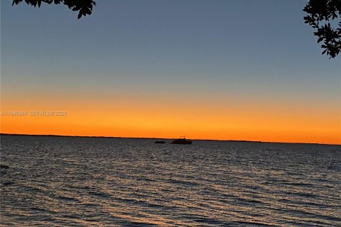 Купить кондоминиум в Ки-Ларго, Флорида 2 спальни, 119.1м2, № 2009614 - фото 27