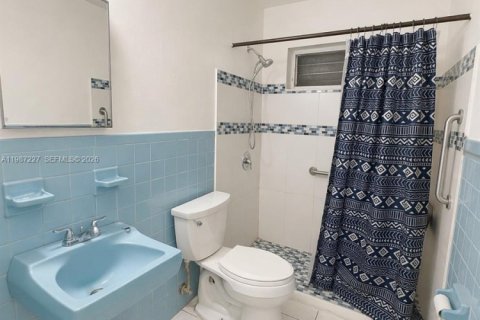 House in Lauderhill, Florida 3 bedrooms, 98.48 sq.m. № 2051622 - photo 7