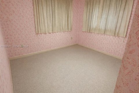 House in Lauderhill, Florida 3 bedrooms, 98.48 sq.m. № 2051622 - photo 6