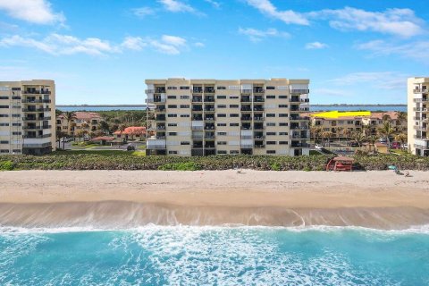 Copropriété à louer à Jensen Beach, Floride: 2 chambres, 103.4 m2 № 2303943 - photo 24
