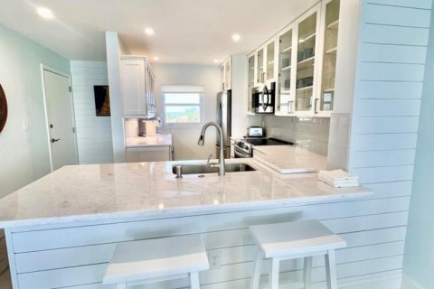 Copropriété à louer à Jensen Beach, Floride: 2 chambres, 103.4 m2 № 2303943 - photo 7