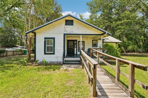 House in Alachua, Florida 3 bedrooms, 95.5 sq.m. № 2228301
