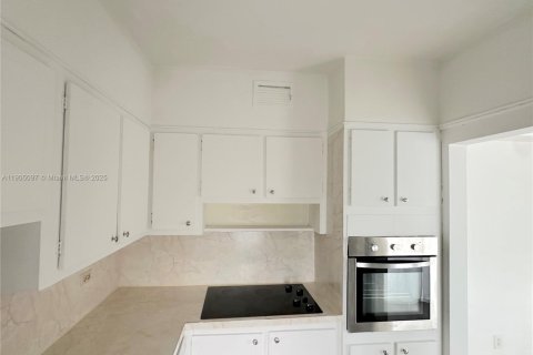 Снять в аренду кондоминиум в Бей-Харбор-Айлендс, Флорида 1 спальня, 86.31м2, № 1964522 - фото 21