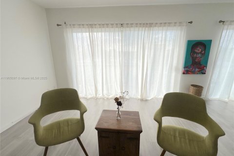 Снять в аренду кондоминиум в Бей-Харбор-Айлендс, Флорида 1 спальня, 86.31м2, № 1964522 - фото 12