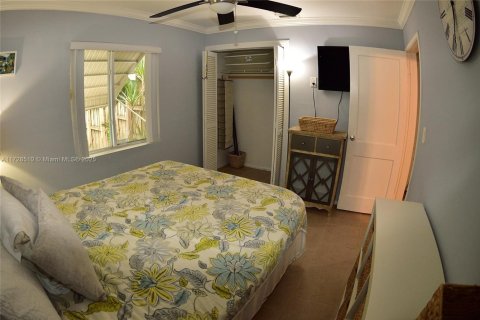 House in Hollywood, Florida 3 bedrooms, 81.2 sq.m. № 1812152 - photo 25