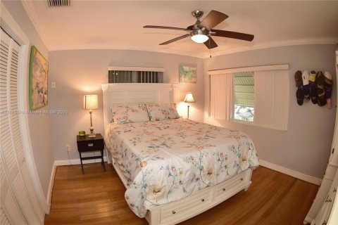 House in Hollywood, Florida 3 bedrooms, 81.2 sq.m. № 1812152 - photo 19