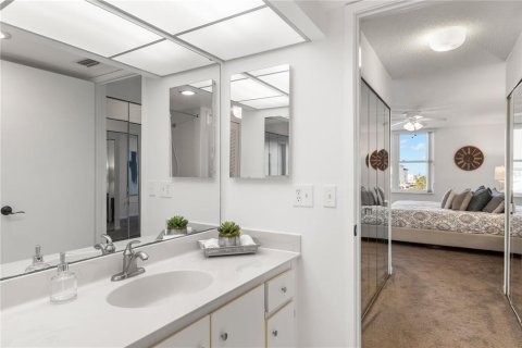 Condominio en venta en Clearwater, Florida, 2 dormitorios, 120.77 m2 № 1826556 - foto 15