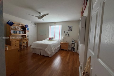 Casa en venta en Pembroke Pines, Florida, 4 dormitorios, 305.09 m2 № 2052571 - foto 21