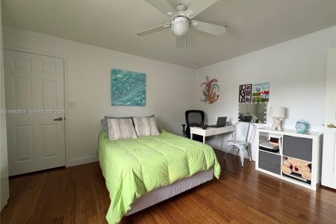 Casa en venta en Pembroke Pines, Florida, 4 dormitorios, 305.09 m2 № 2052571 - foto 20