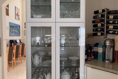 Casa en venta en Pembroke Pines, Florida, 4 dormitorios, 305.09 m2 № 2052571 - foto 11