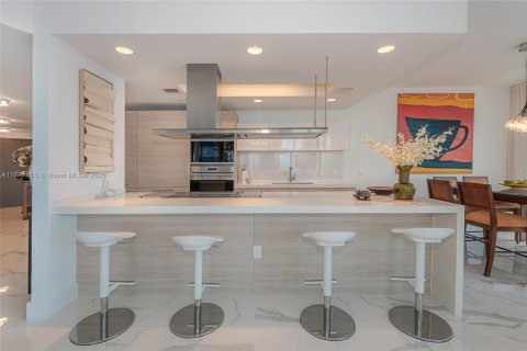 Copropriété à vendre à North Miami Beach, Floride: 3 chambres, 206.15 m2 № 1958254 - photo 26