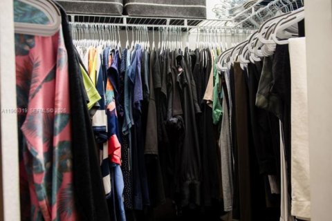 Touwnhouse à vendre à Miami, Floride: 3 chambres, 128.02 m2 № 2027325 - photo 29