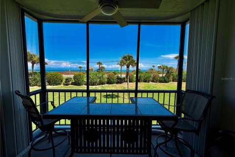Condo in Hutchinson Island South, Florida, 2 bedrooms  № 2122740 - photo 18
