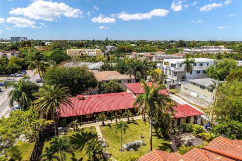 Propiedad comercial en venta en Fort Lauderdale, Florida № 1707789 - foto 14