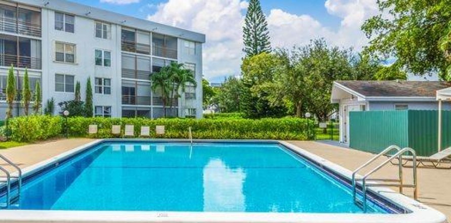 Condo in Oakland Park, Florida, 2 bedrooms  № 1058796