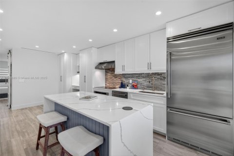 Condominio en venta en Fort Lauderdale, Florida, 1 dormitorio, 69.4 m2 № 1852417 - foto 16