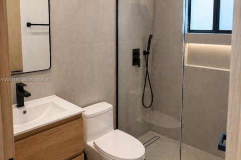 Casa en venta en Miami, Florida, 4 dormitorios, 171.78 m2 № 2170855 - foto 6