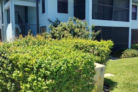 Condo in Stuart, Florida, 2 bedrooms  № 2245346