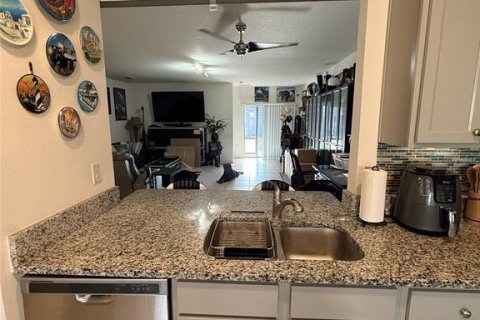 Casa en venta en DeBary, Florida, 3 dormitorios, 161.84 m2 № 2231259 - foto 12