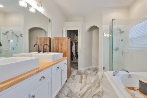 Casa en alquiler en Valrico, Florida, 3 dormitorios, 144.46 m2 № 1805543 - foto 21