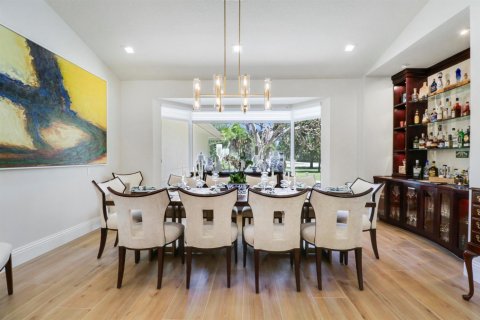 House in Palm Beach Gardens, Florida 5 bedrooms, 448.16 sq.m. № 2187444 - photo 18