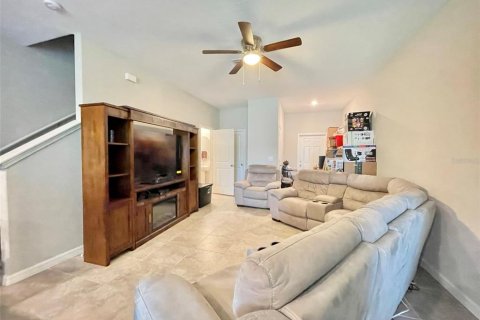 Adosado en alquiler en Sun City Center, Florida, 3 dormitorios, 154.5 m2 № 1895072 - foto 4