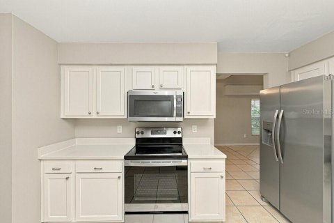 House in Riverview, Florida 4 bedrooms, 215.72 sq.m. № 2423718 - photo 6