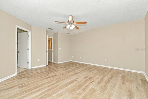 House in Riverview, Florida 4 bedrooms, 215.72 sq.m. № 2423718 - photo 10