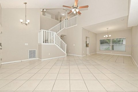 House in Riverview, Florida 4 bedrooms, 215.72 sq.m. № 2423718 - photo 4