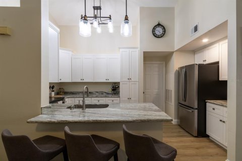 Condominio en venta en Gainesville, Florida, 2 dormitorios, 116.13 m2 № 2141910 - foto 3