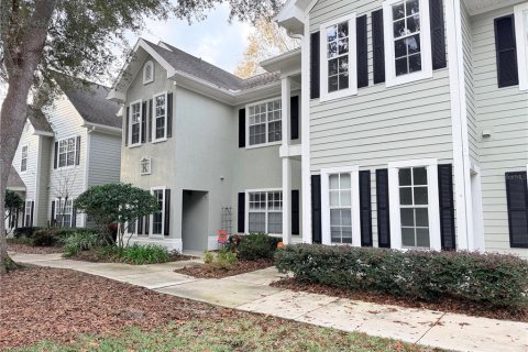 Condominio en Gainesville, Florida, 2 dormitorios  № 2141910