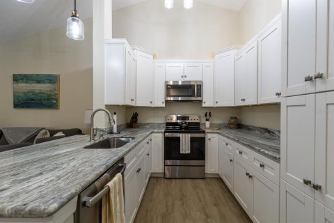 Condominio en venta en Gainesville, Florida, 2 dormitorios, 116.13 m2 № 2141910 - foto 8