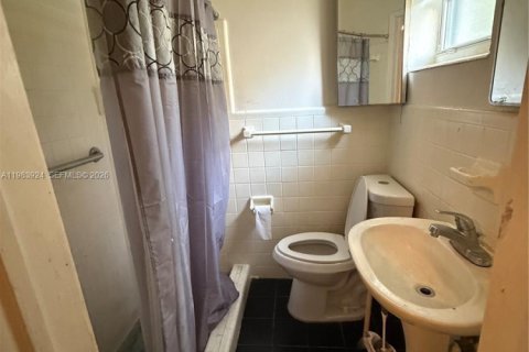 Купить виллу или дом в Майами, Флорида 4 спальни, 139.26м2, № 2048443 - фото 9