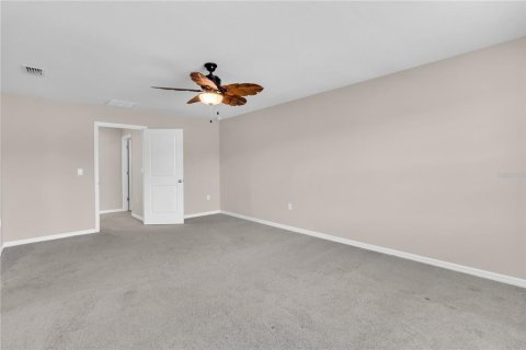 Casa en venta en Alachua, Florida, 5 dormitorios, 237.46 m2 № 2225461 - foto 19