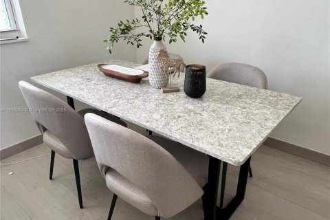 Condo in Aventura, Florida, 2 bedrooms № 1875045 - photo 20