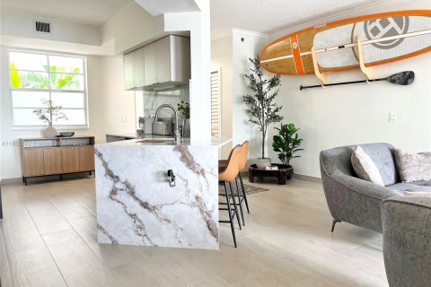 Condo in Aventura, Florida, 2 bedrooms № 1875045 - photo 13