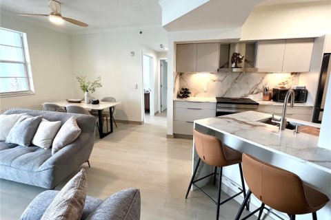 Condo in Aventura, Florida, 2 bedrooms № 1875045 - photo 12