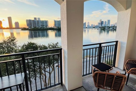Condo in Aventura, Florida, 2 bedrooms № 1875045 - photo 11