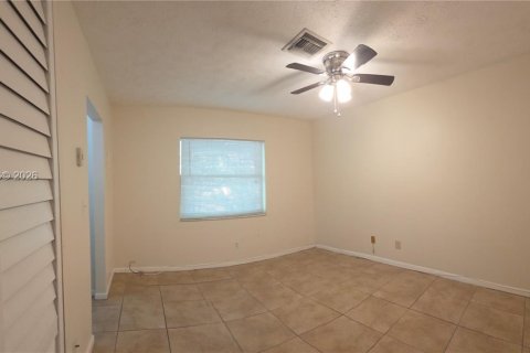 Apartamento en alquiler en Hollywood, Florida, 1 dormitorio, 49.24 m2 № 2026050 - foto 7