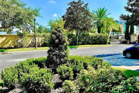 Touwnhouse à louer à Orlando, Floride: 3 chambres, 145.86 m2 № 2107563 - photo 4