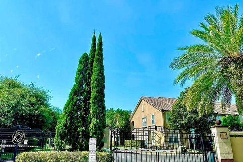 Touwnhouse à louer à Orlando, Floride: 3 chambres, 145.86 m2 № 2107563 - photo 3