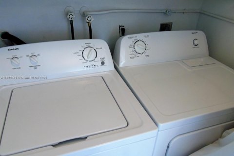 Condominio en venta en Delray Beach, Florida, 1 dormitorio, 70.61 m2 № 1979546 - foto 11