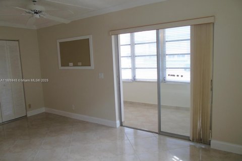 Condominio en venta en Delray Beach, Florida, 1 dormitorio, 70.61 m2 № 1979546 - foto 8