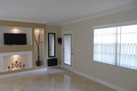 Condominio en venta en Delray Beach, Florida, 1 dormitorio, 70.61 m2 № 1979546 - foto 2