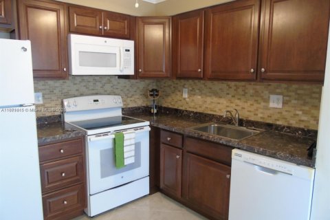 Condominio en venta en Delray Beach, Florida, 1 dormitorio, 70.61 m2 № 1979546 - foto 5