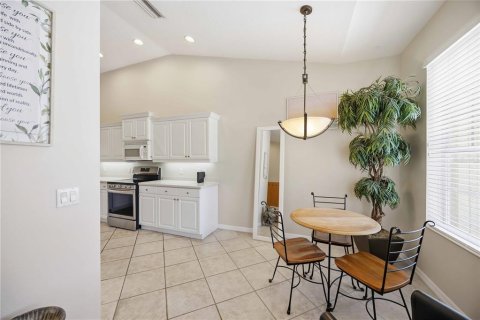 Condo in Bradenton, Florida, 2 bedrooms № 2096723 - photo 15